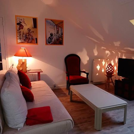 Appartement Dans Maison, Calme Assure Corancy Exterior foto